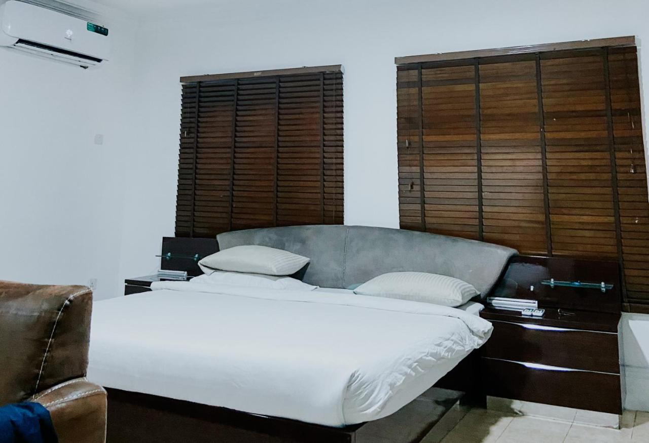 Taverna Lounge & Boutique Hotel 포트하커트 외부 사진
